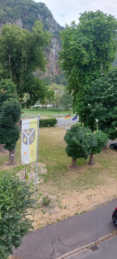 Ferienhaus Kastanienblick Moselkern Kültér fotó